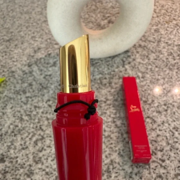 Christian Louboutin Rouge Lipstick with Gold Cap NWT - Picture 10 of 10